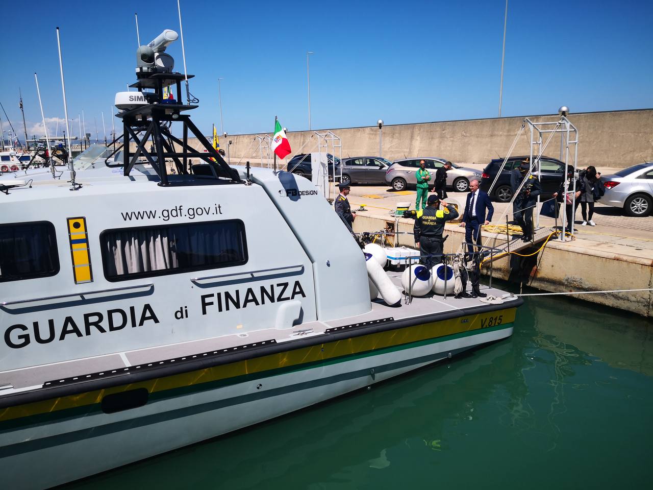 Pettinari Visita Il Reparto Operativo Aeronavale Gdf Pescara